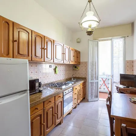 Apartman Lhe Street Ik